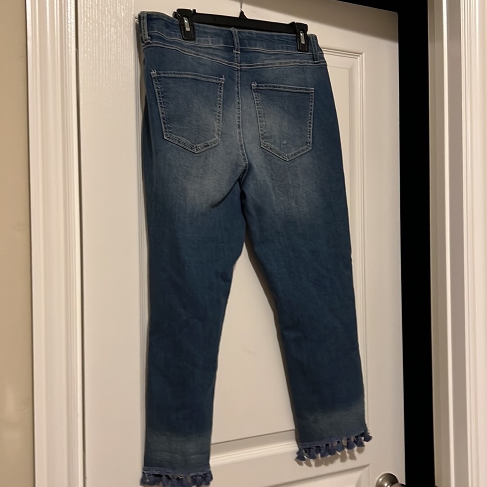 NWT Signature Studio Classic Rise Crop - Picture 11 of 11